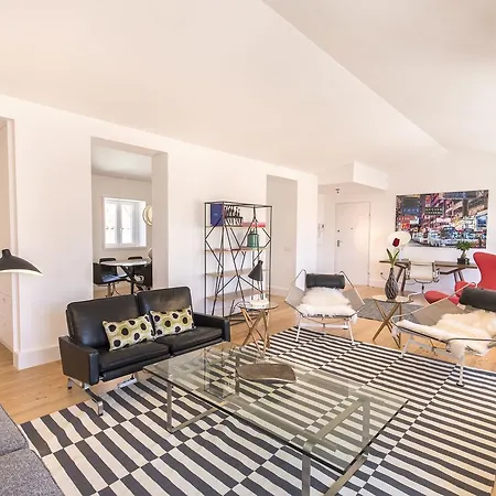 Lovelystay - Luxury Oasis In Bairro Alto Apartmán *