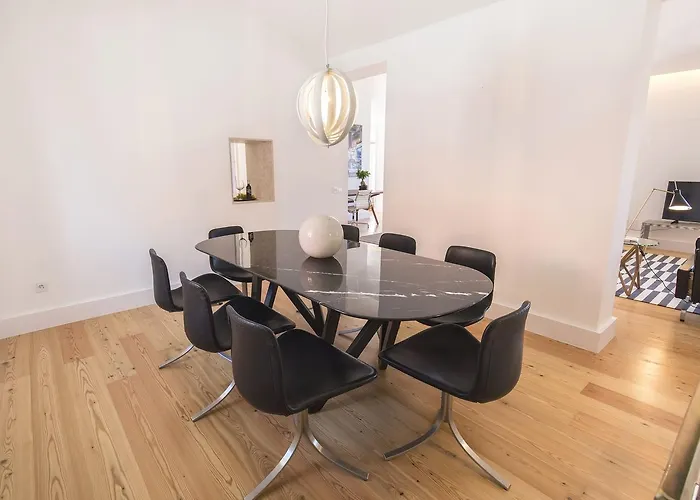 شقة Lovelystay - Luxury Oasis In Bairro Alto Lisboa