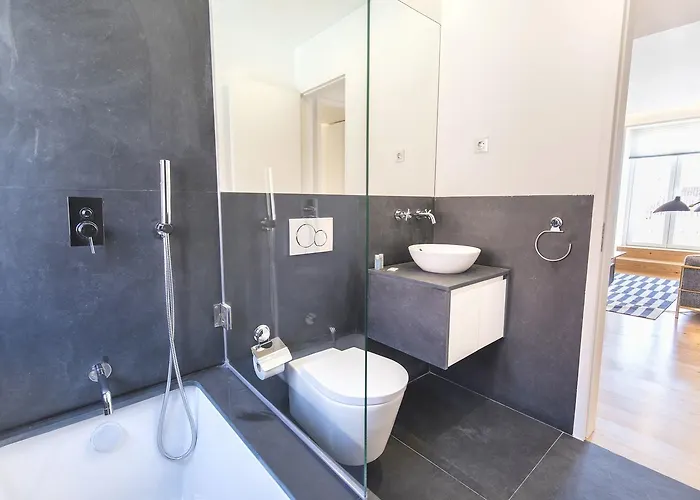 Lovelystay - Luxury Oasis In Bairro Alto شقة