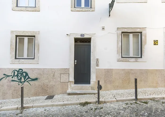 شقة Lovelystay - Luxury Oasis In Bairro Alto *