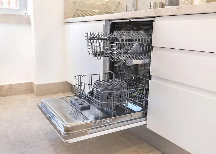 Lovelystay - Luxury Oasis In Bairro Alto شقة