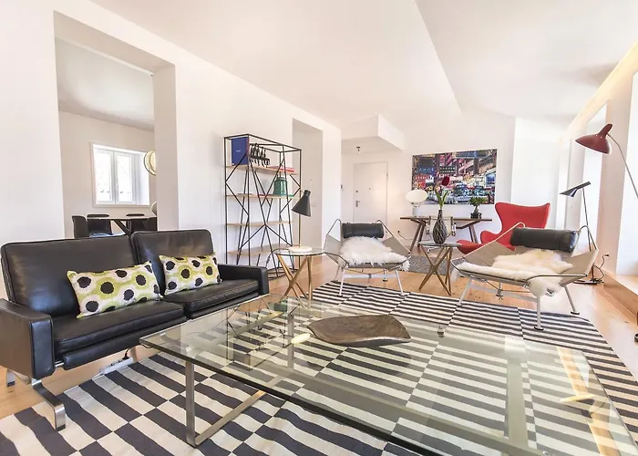 Lovelystay - Luxury Oasis In Bairro Alto شقة *