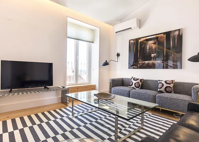 Lovelystay - Luxury Oasis In Bairro Alto Lisboa