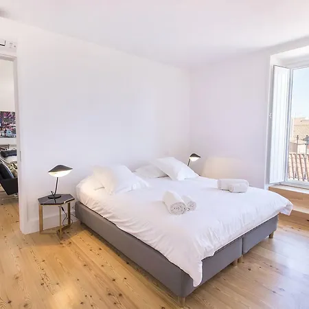 Lovelystay - Luxury Oasis In Bairro Alto Апартаменты *